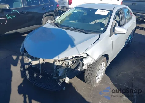 2015 Toyota Corolla Le z USA, uszkodzony, nr VIN 2T1BURHE3FC437359